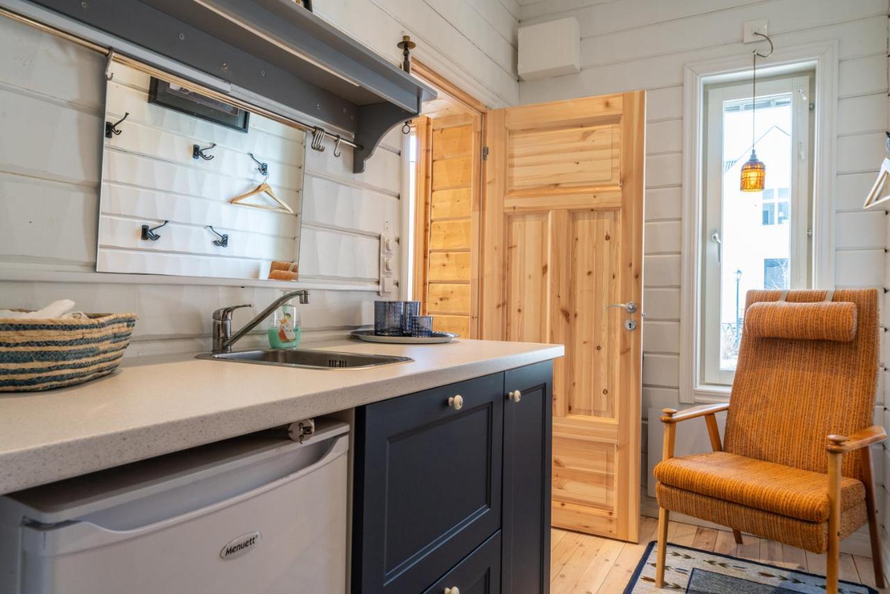 Torpet - Bed And Breakfast Med Charm Norrfjarden Exterior foto